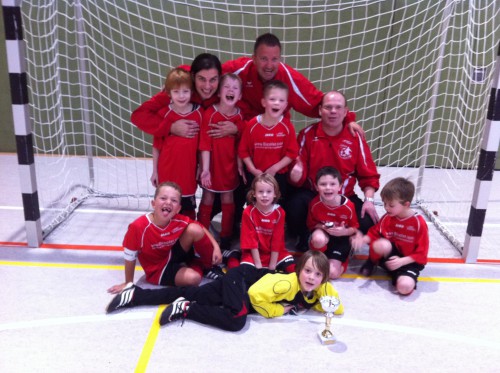 G-Junioren dominieren Turnier in Hoof