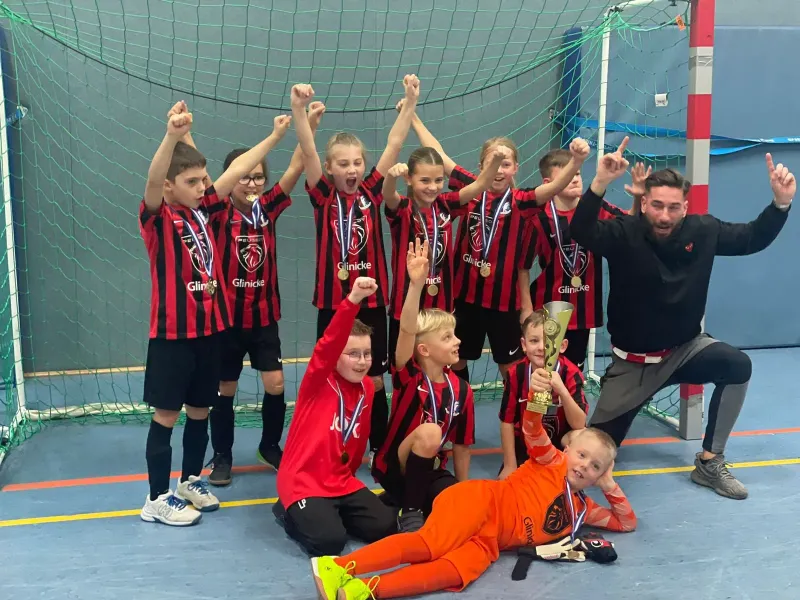 F-Junioren mit zweitem Platz beim Eintracht Turnier