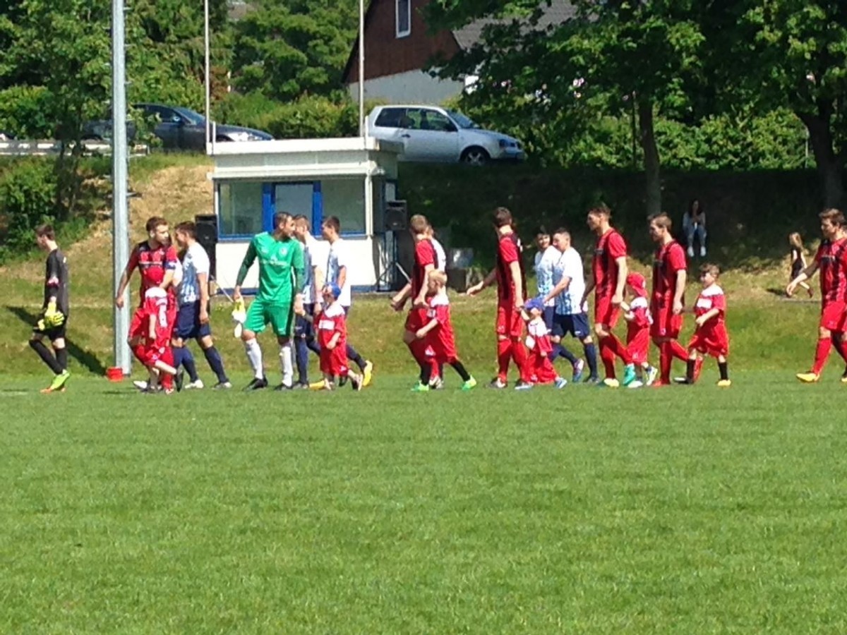 Erste und Reserve feiern je 4:1 Siege über Sandershausen