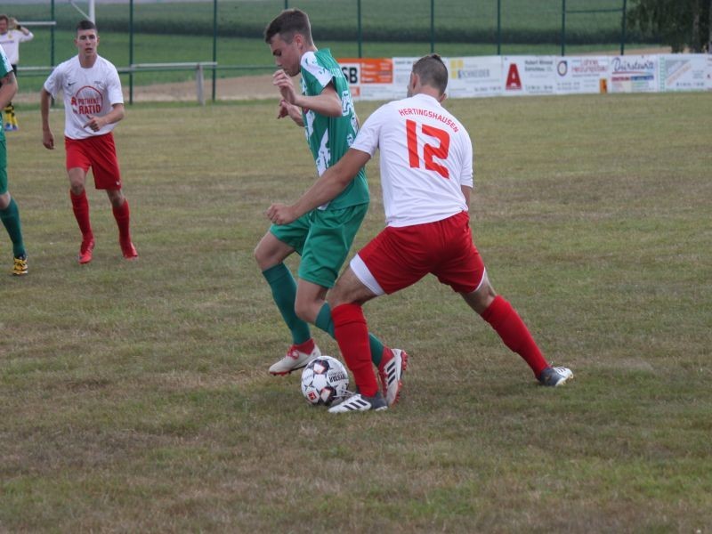 Bierschenk-Elf feiert 9:0 Kantersieg im ersten Test