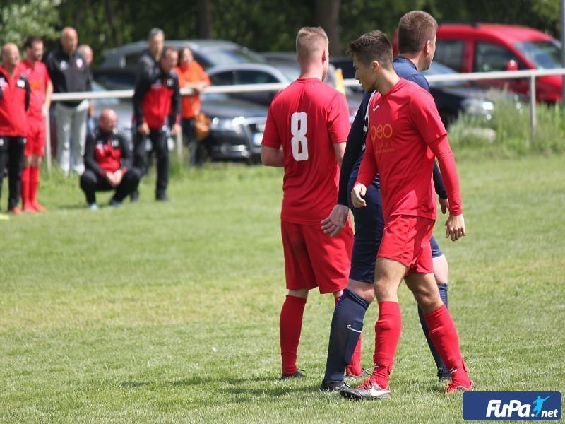 TSV Teams zum ersten Test nach Schauenburg