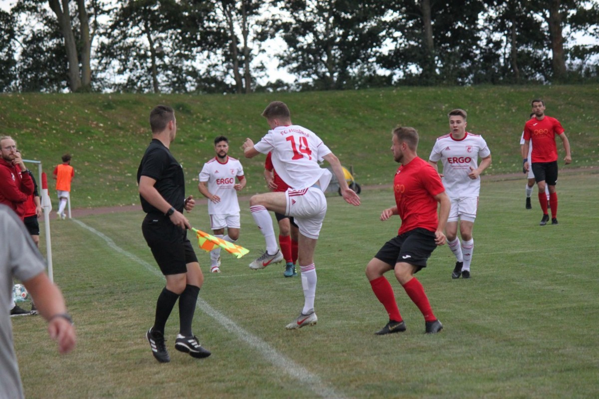 FC Homberg und Dyn. Windrad im Sportpark zu Gast