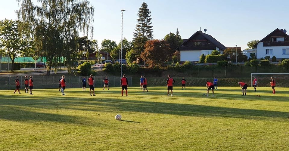 TSV Teams trainieren vorerst weiter...