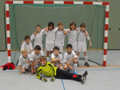 E-Jugend bei Hallenkreismeisterschaften eine Runde weiter