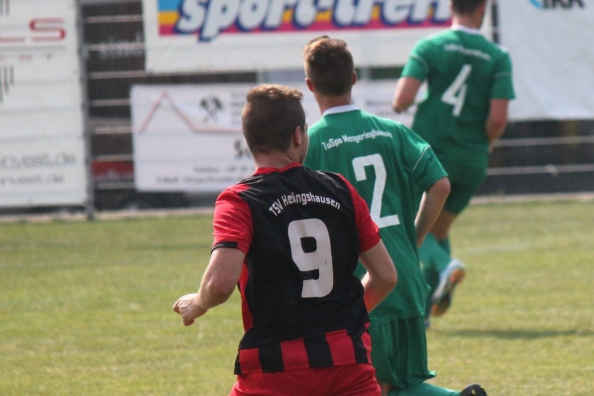 Mengeringhausen und Escherode/Uschlag am Sonntag im Sportpark zu Gast