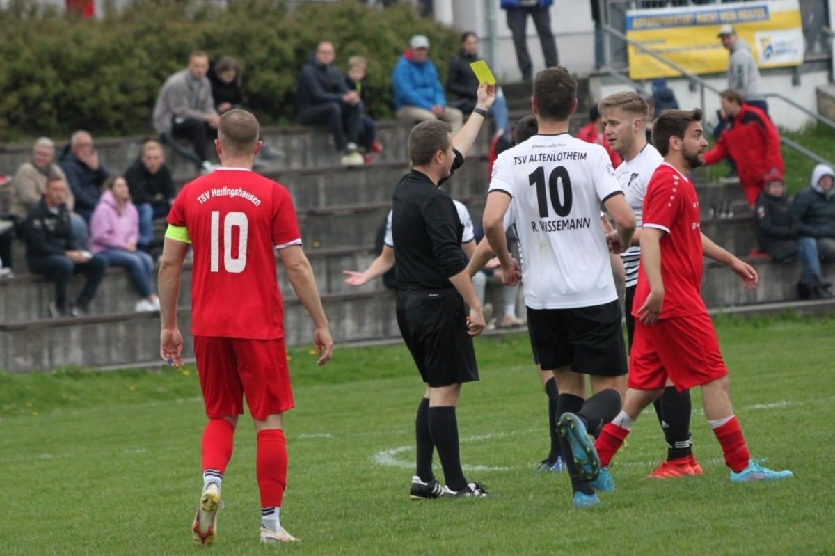 Fehr-Elf zu Gast in Altenlotheim++Reserve beim FSC Lohfelden II