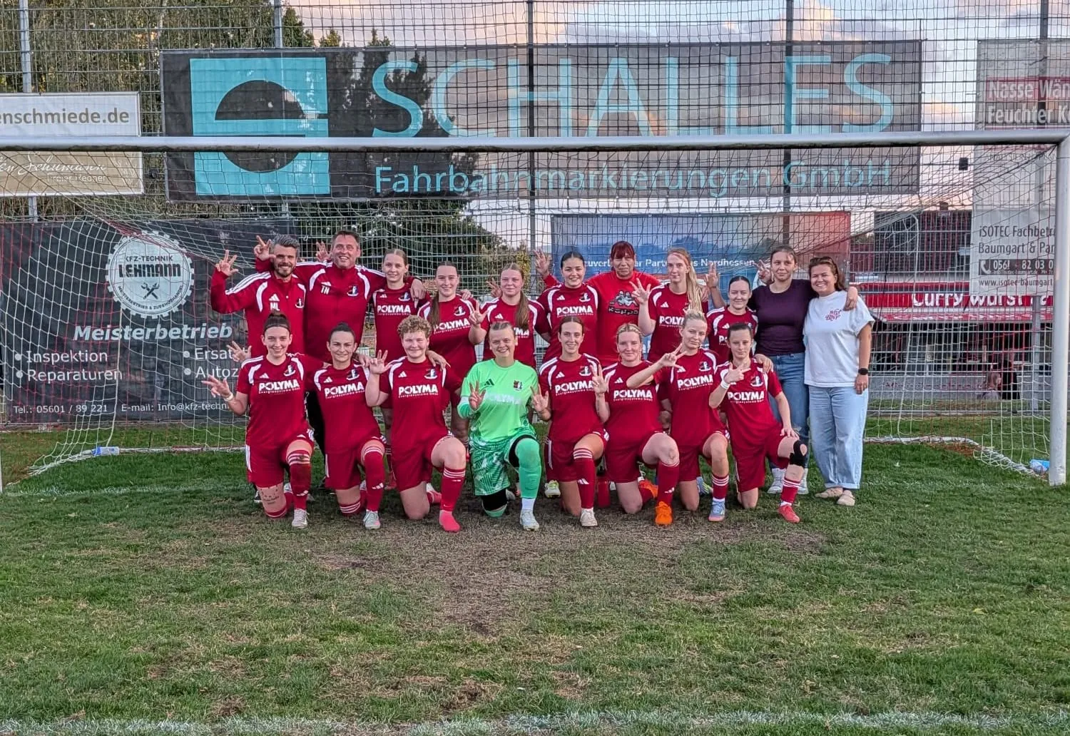 Frauen bleiben makellos – Dritter Sieg im dritten Spiel