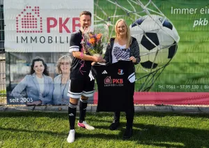 Vielen Dank an PKB Immobilien für unsere neuen Trikots!
