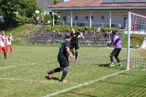 TSV Hertingshausen II : Spvgg Olympia Ks. IV