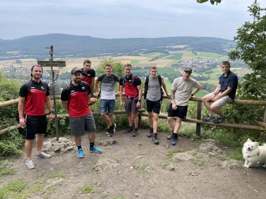 Wanderung zum Hirzstein