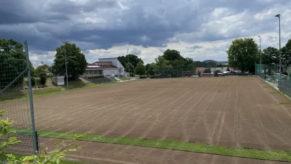 Rasensanierung im Sportpark