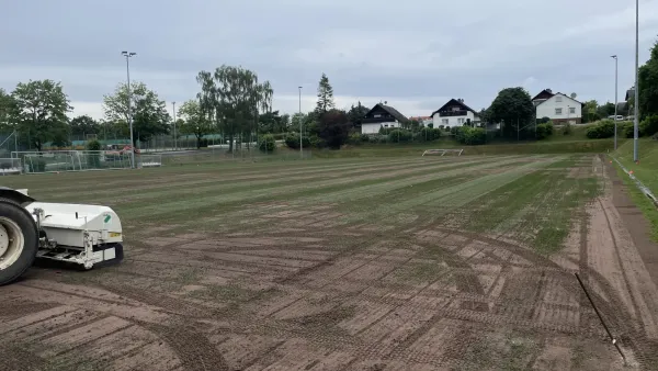 Rasensanierung im Sportpark