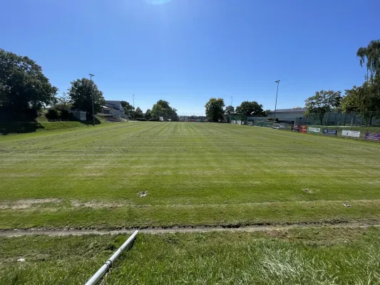 Rasensanierung im Sportpark