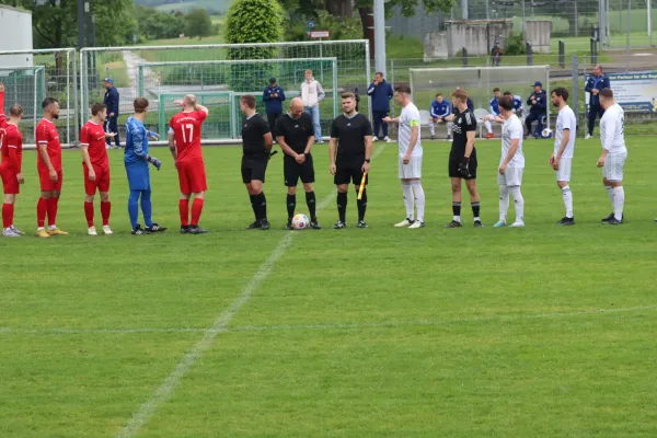 TSV Hertingshausen : Eintracht Baunatal