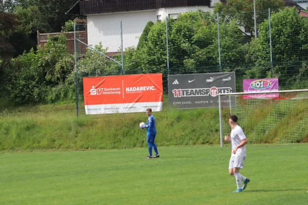 TSV Hertingshausen : Eintracht Baunatal