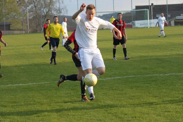 TSV Hertingshausen : Eintracht Baunatal II